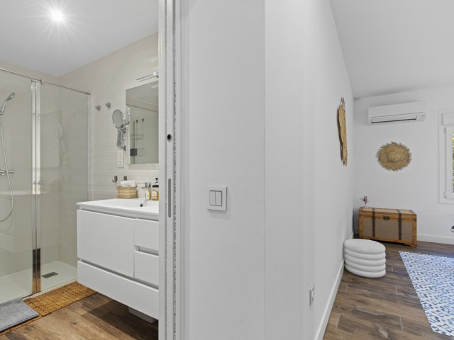 4 Bedrooms Villa in Guadalmina Alta