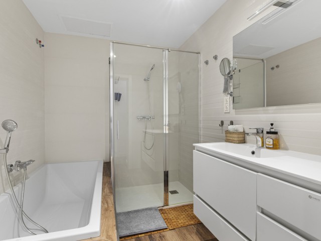 4 Bedrooms Villa in Guadalmina Alta