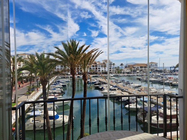 Apartment, La Duquesa, R5228584