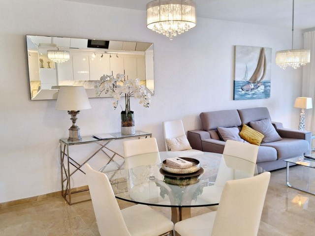 2 Schlafzimmer Apartment in La Duquesa