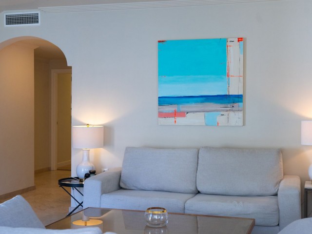 Appartement avec 3 Chambres  à Elviria