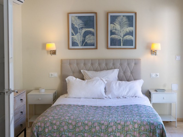 Appartement avec 3 Chambres  à Elviria