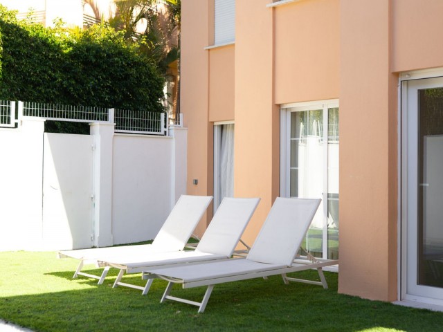 Appartement avec 3 Chambres  à Elviria