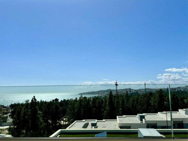 Adosado con 3 Dormitorios  en El Chaparral