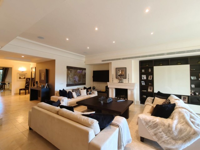 3 Bedrooms Apartment in Sotogrande Alto