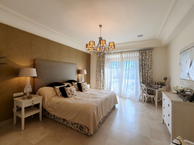 3 Bedrooms Apartment in Sotogrande Alto