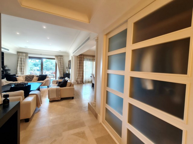 3 Bedrooms Apartment in Sotogrande Alto