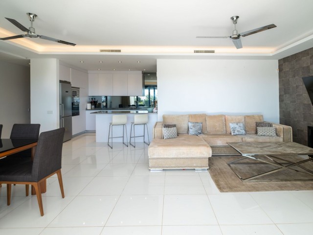 3 Makuuhuoneen Huoneisto Benahavís