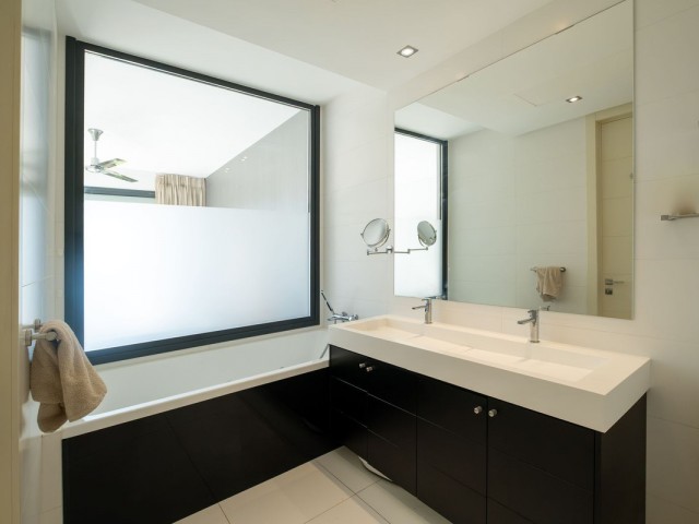 3 Makuuhuoneen Huoneisto Benahavís