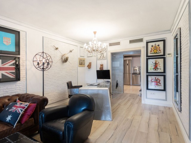 2 Bedrooms Apartment in Puerto Banús