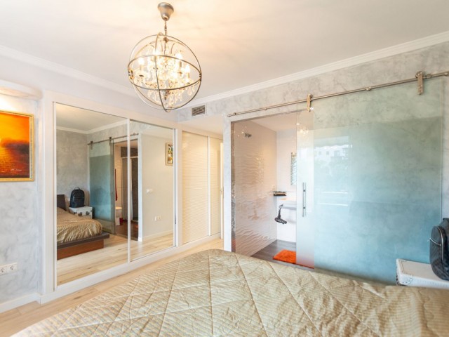 2 Bedrooms Apartment in Puerto Banús