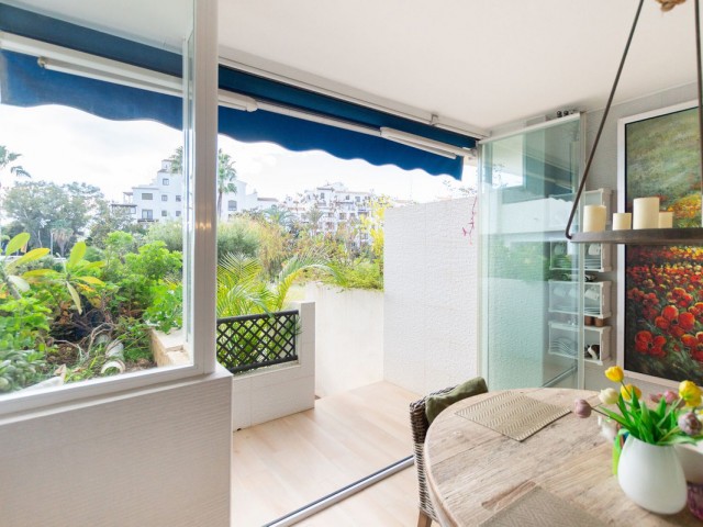 2 Bedrooms Apartment in Puerto Banús