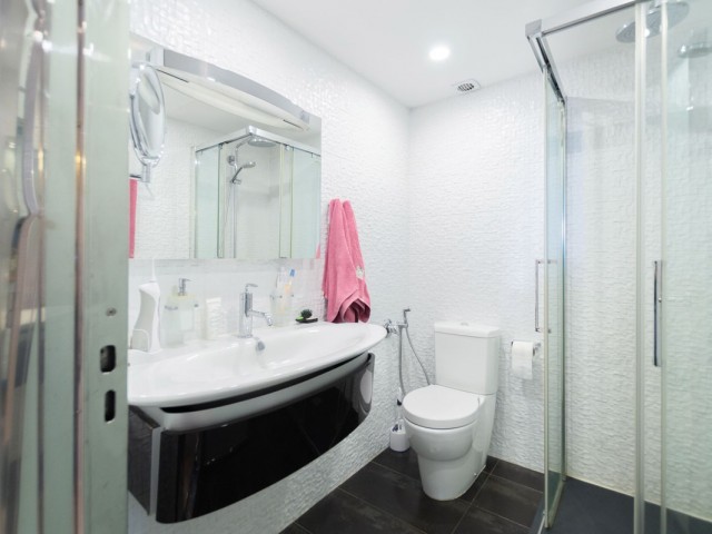 2 Bedrooms Apartment in Puerto Banús