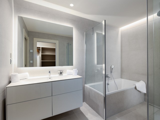 3 Bedrooms Apartment in Estepona