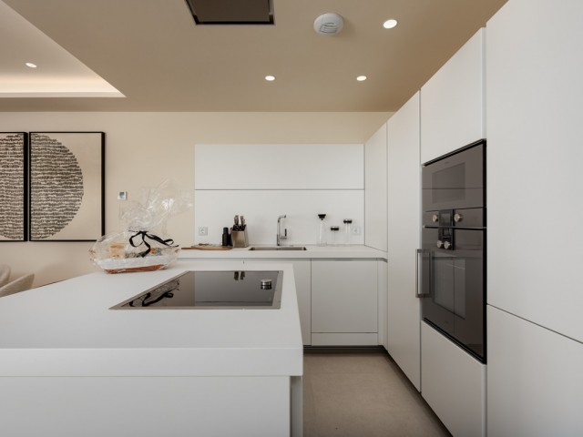 3 Bedrooms Apartment in Estepona