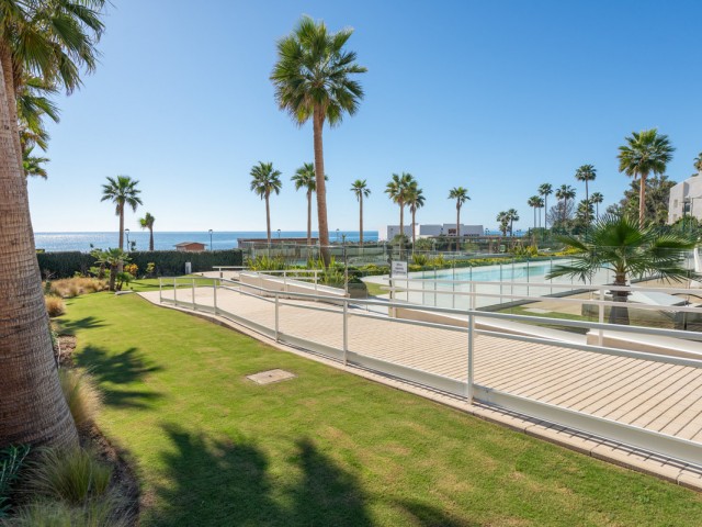 3 Bedrooms Apartment in Estepona