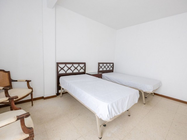 4 Bedrooms Apartment in Marbella