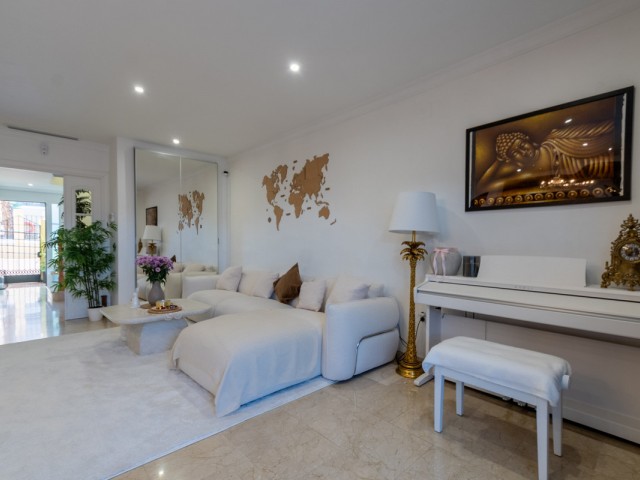 4 Schlafzimmer Reihenhaus in Mijas Costa