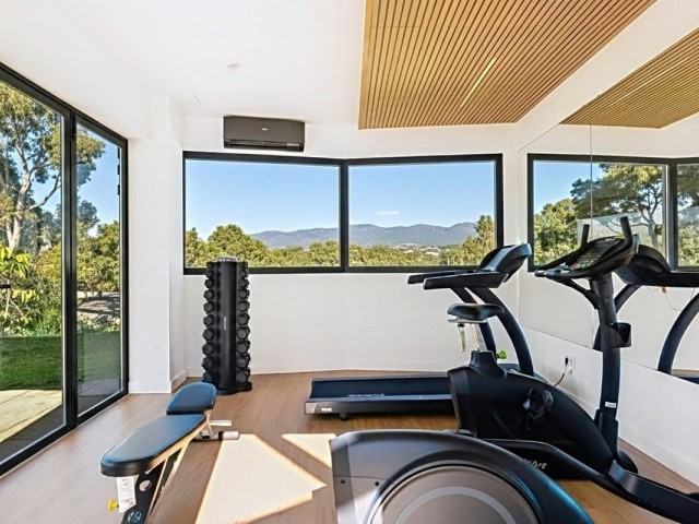 2 Bedrooms Apartment in Estepona