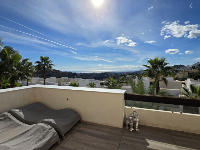 3 Bedrooms Apartment in Benahavís