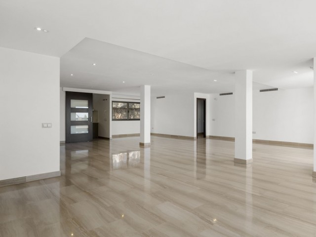 3 Makuuhuoneen Huoneisto Benahavís