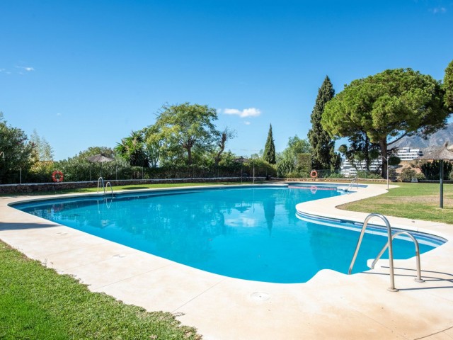 3 Makuuhuoneen Rivitalo Altos de los Monteros