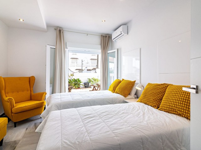 5 Bedrooms Villa in Benalmadena Costa