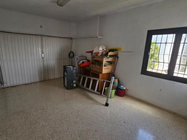 4 Bedrooms Villa in Mijas Costa