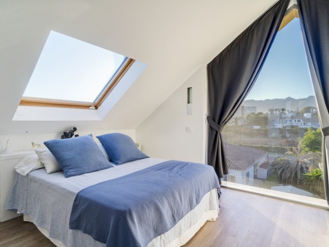 5 Bedrooms Villa in Marbella