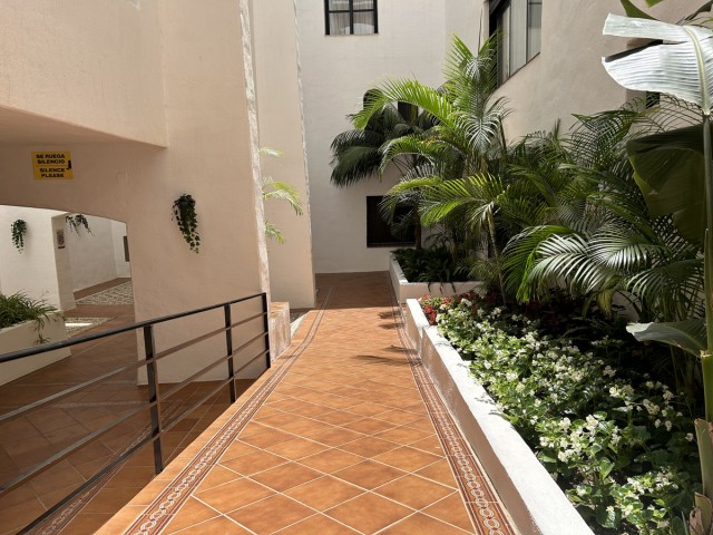 2 Bedrooms Apartment in Puerto Banús