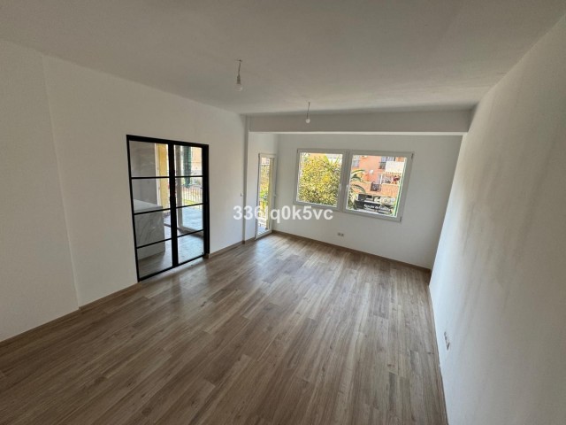 Apartment, Málaga, R5230066