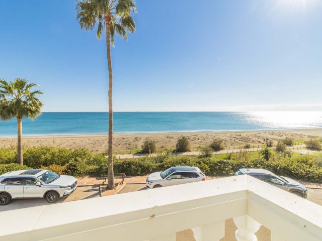 2 Bedrooms Townhouse in Manilva