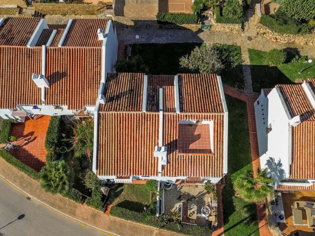 2 Bedrooms Townhouse in Manilva