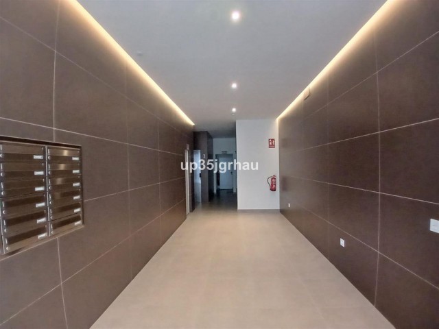 2 Bedrooms Apartment in Estepona