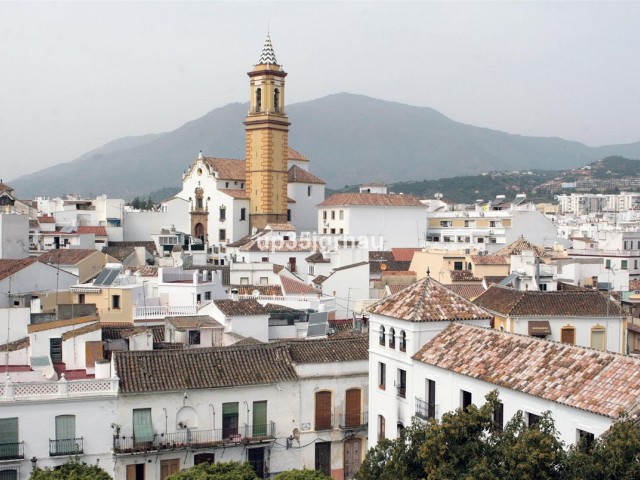 2 Bedrooms Apartment in Estepona