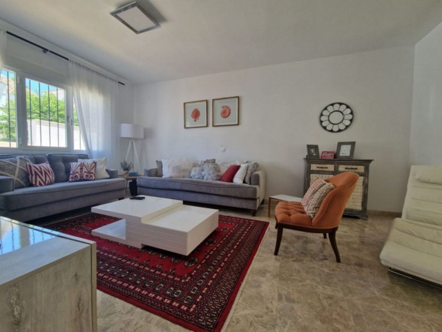 3 Bedrooms Townhouse in Nueva Andalucía