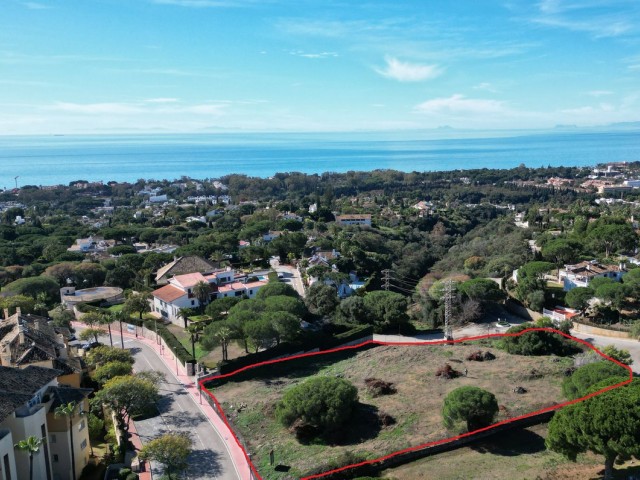  Grundstück in Elviria