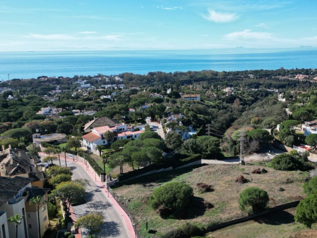  Grundstück in Elviria