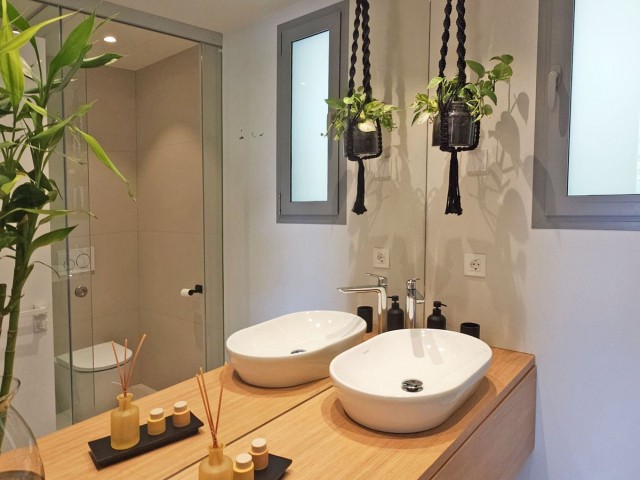 Appartement avec 3 Chambres  à Mijas