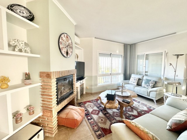 4 Bedrooms Villa in Mijas Costa