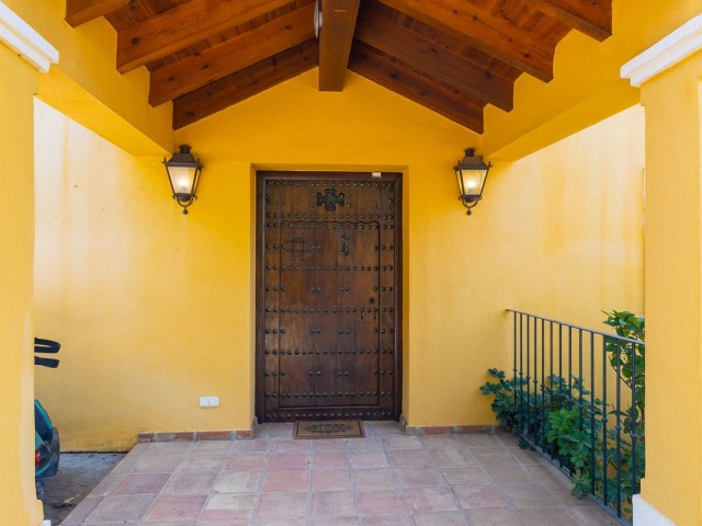 Villa avec 5 Chambres  à Benahavís