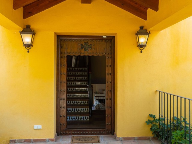 Villa avec 5 Chambres  à Benahavís