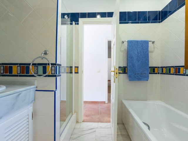 Villa avec 5 Chambres  à Benahavís