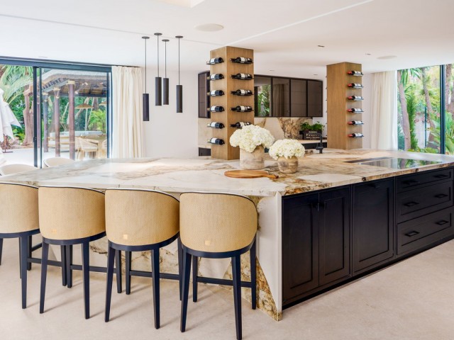 5 Schlafzimmer Villa in Nueva Andalucía