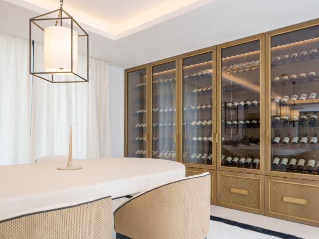 5 Schlafzimmer Villa in Nueva Andalucía