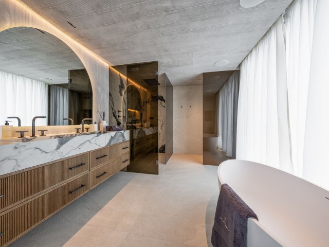 5 Schlafzimmer Villa in Nueva Andalucía