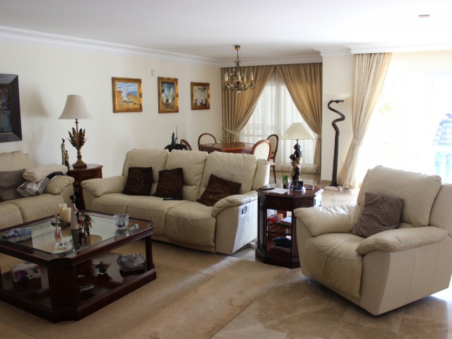 Villa avec 7 Chambres  à Artola