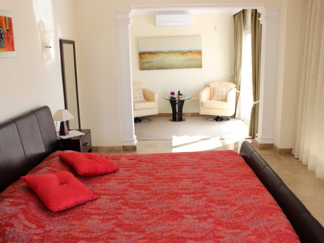 Villa avec 7 Chambres  à Artola