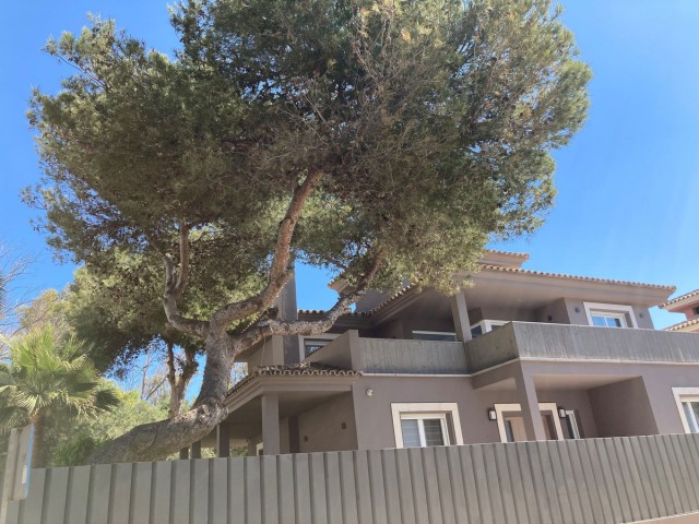 Villa avec 5 Chambres  à Elviria