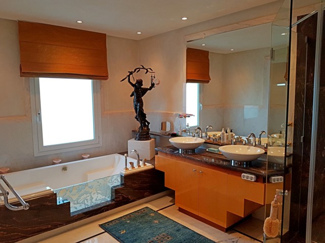 Penthouse in New Golden Mile